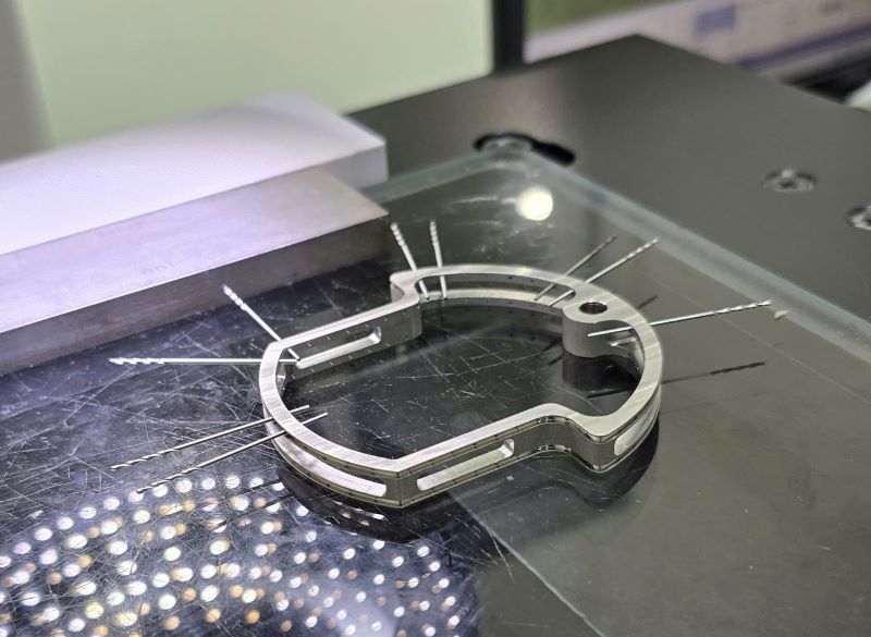 Gia công chi tiết linh kiện bằng thép SUS304 - Cơ Khí EQUAL - Công Ty TNHH EQUAL Việt Nam
