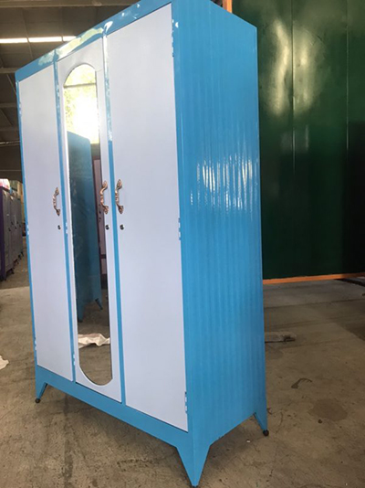 Tủ 3 buồng màu xanh biển cánh xanh nhạt - Tủ Sắt Thành Đạt - Công Ty TNHH Sản Xuất Thương Mại Dịch Vụ Lam Tùng