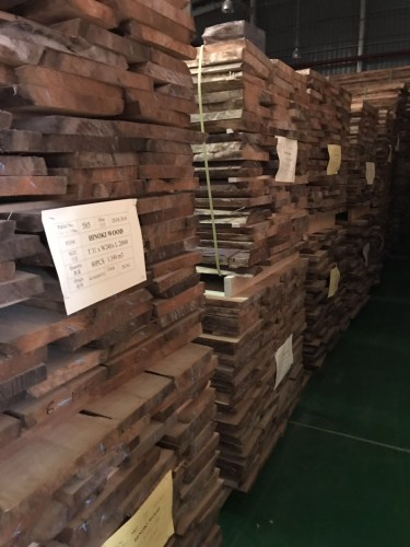 Gỗ xẻ Hinoki