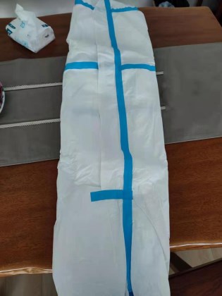 Bộ quần áo phòng dịch - Thiết Bị Y Tế Hạnh Phú - Công Ty TNHH Vật Tư Và Trang Thiết Bị Y Tế Hạnh Phú