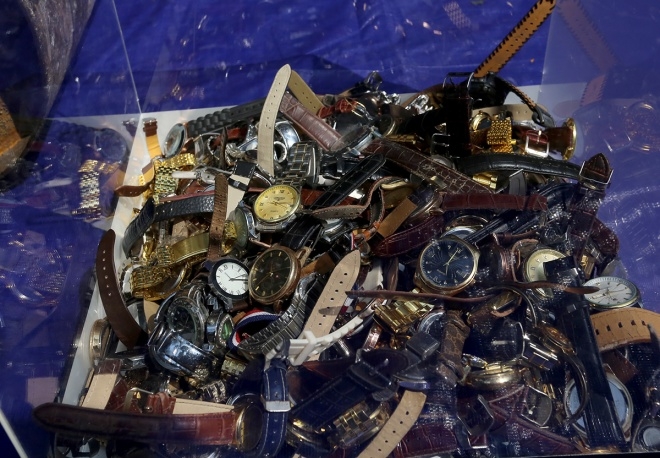 Tiêu hủy hàng giả, hàng nhái - Xử Lý Chất Thải Minh Tân - Công Ty Cổ Phần Thương Mại Và Dịch Vụ Kho Vận Phú Hưng