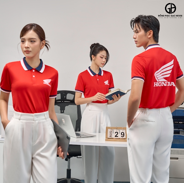 Đồng phục công ty màu đỏ phối cổ tím cao cấp