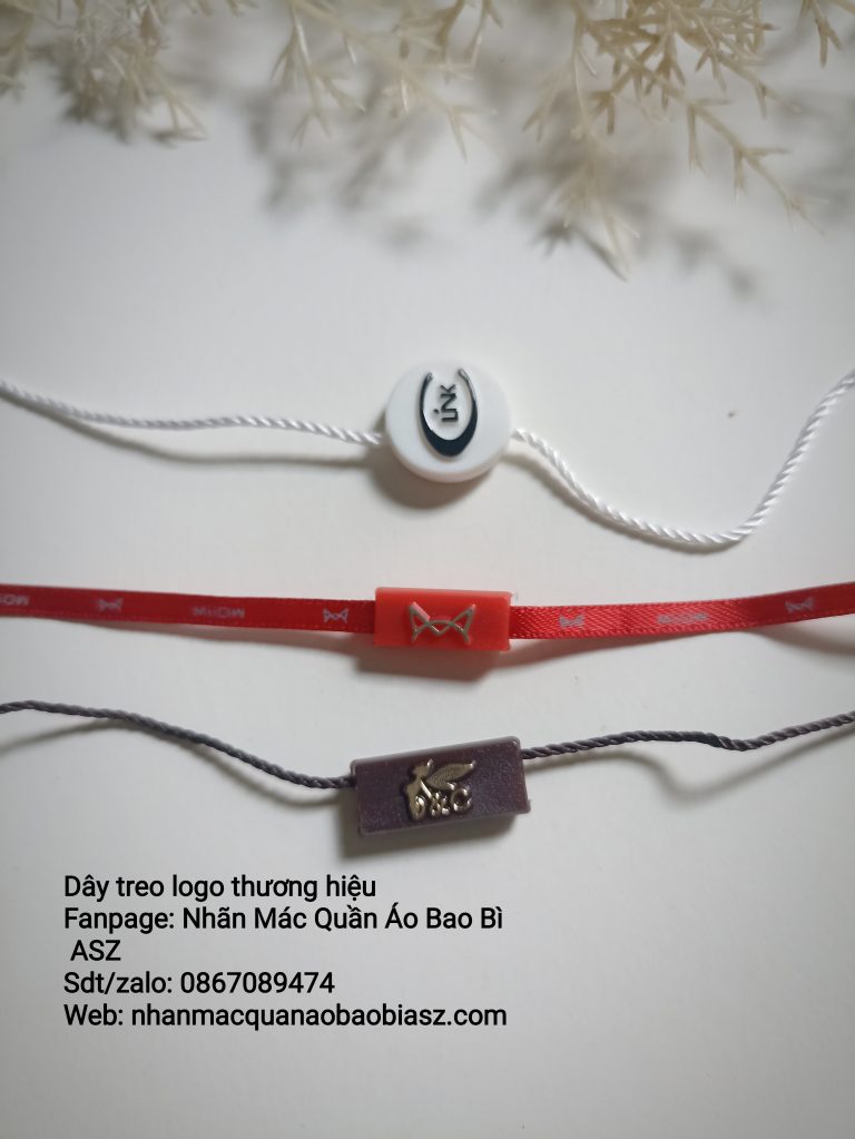 Dây treo khắc tên logo