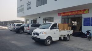 Cho thuê xe tải chở hàng - Công Ty TNHH Thương Mại Dịch Vụ Liên Kết Việt