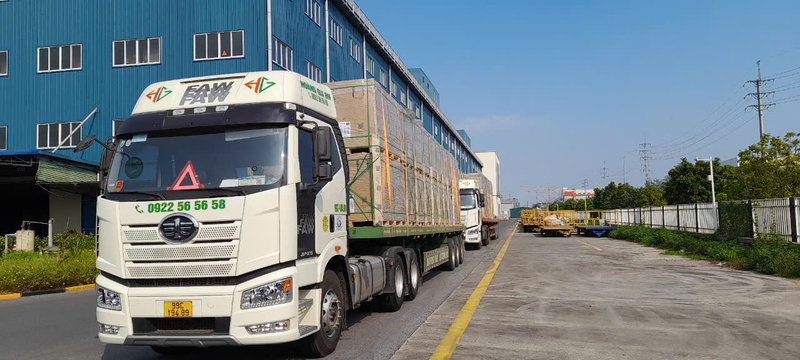 Vận tải bằng xe Container