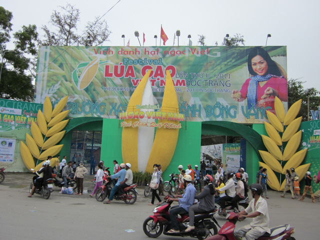 Dự án Festival lúa gạo - Bảng Hiệu Quảng Cáo Phan Gia - Công Ty TNHH Thương Mại Dịch Vụ Quảng Cáo Phan Gia