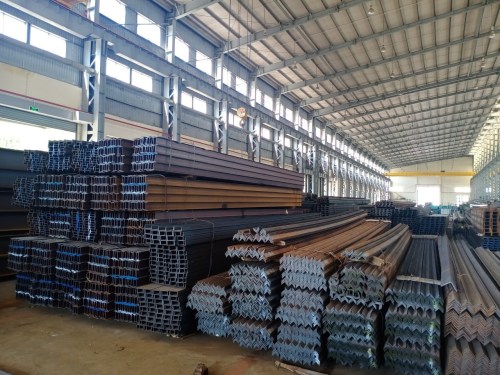 Thép hình - Thép Tân Thịnh Phát - Công Ty TNHH Một Thành Viên Thương Mại Sắt Thép Tân Thịnh Phát