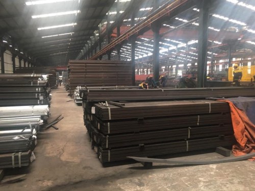 Thép hộp - Thép Tân Thịnh Phát - Công Ty TNHH Một Thành Viên Thương Mại Sắt Thép Tân Thịnh Phát