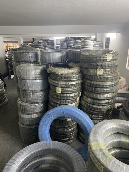 Kho ống Torando - Thiết Bị Thủy Lực Trang Linh - Công Ty TNHH Đầu Tư Thương Mại Và Sản Xuất Trang Linh
