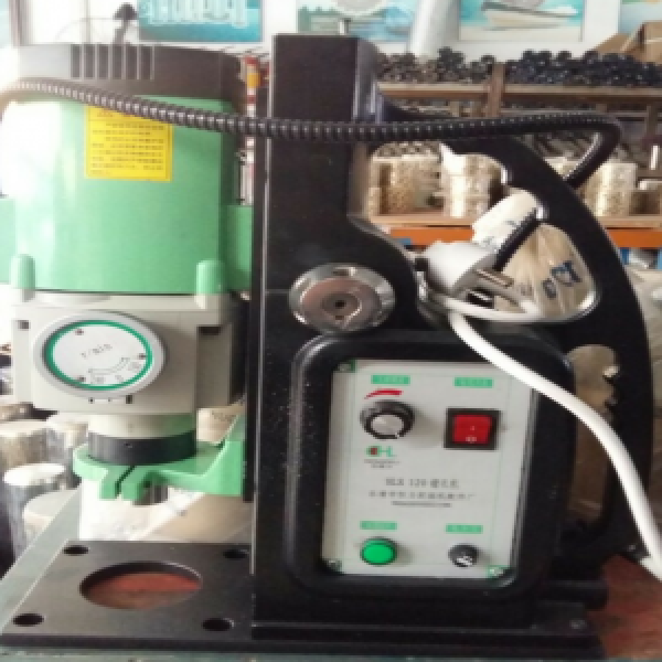 Máy doa bạc ắc gầu - Thiết Bị Thủy Lực Trang Linh - Công Ty TNHH Đầu Tư Thương Mại Và Sản Xuất Trang Linh