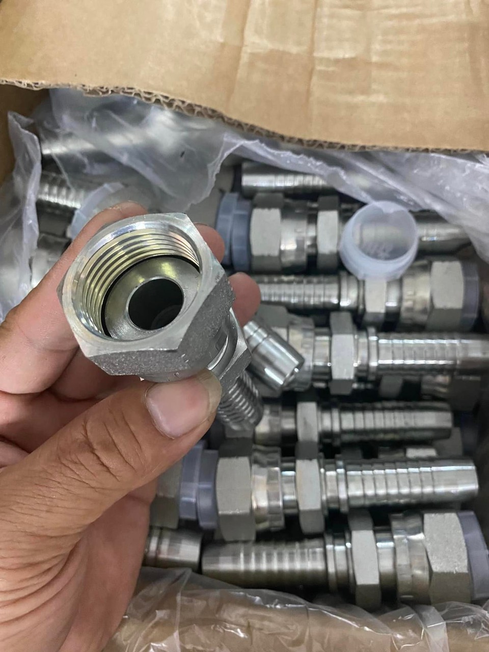 Phụ kiện khớp nối - Thiết Bị Thủy Lực Trang Linh - Công Ty TNHH Đầu Tư Thương Mại Và Sản Xuất Trang Linh
