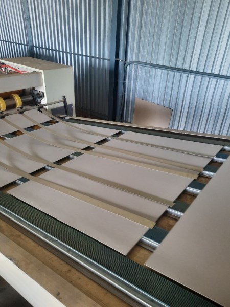 Giấy carton bìa cứng - Giấy Carton Bìa Cứng Kinh Lam Phát - Công Ty TNHH Sản Xuất Thương Mại Kinh Lam Phát