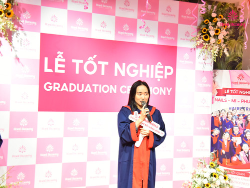Lễ tốt nghiệp - Trung Tâm Làm Đẹp Hani Beauty - Công Ty TNHH Hani Beauty