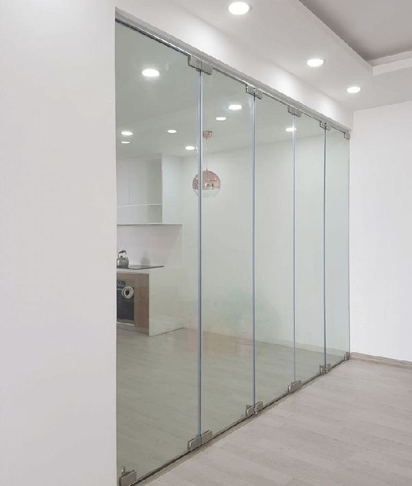 Cửa kính cường lực xếp trượt - Kính Cường Lực Văn Thìn Glass - Xưởng Nhôm Kính Dân Dụng Bắc Ninh