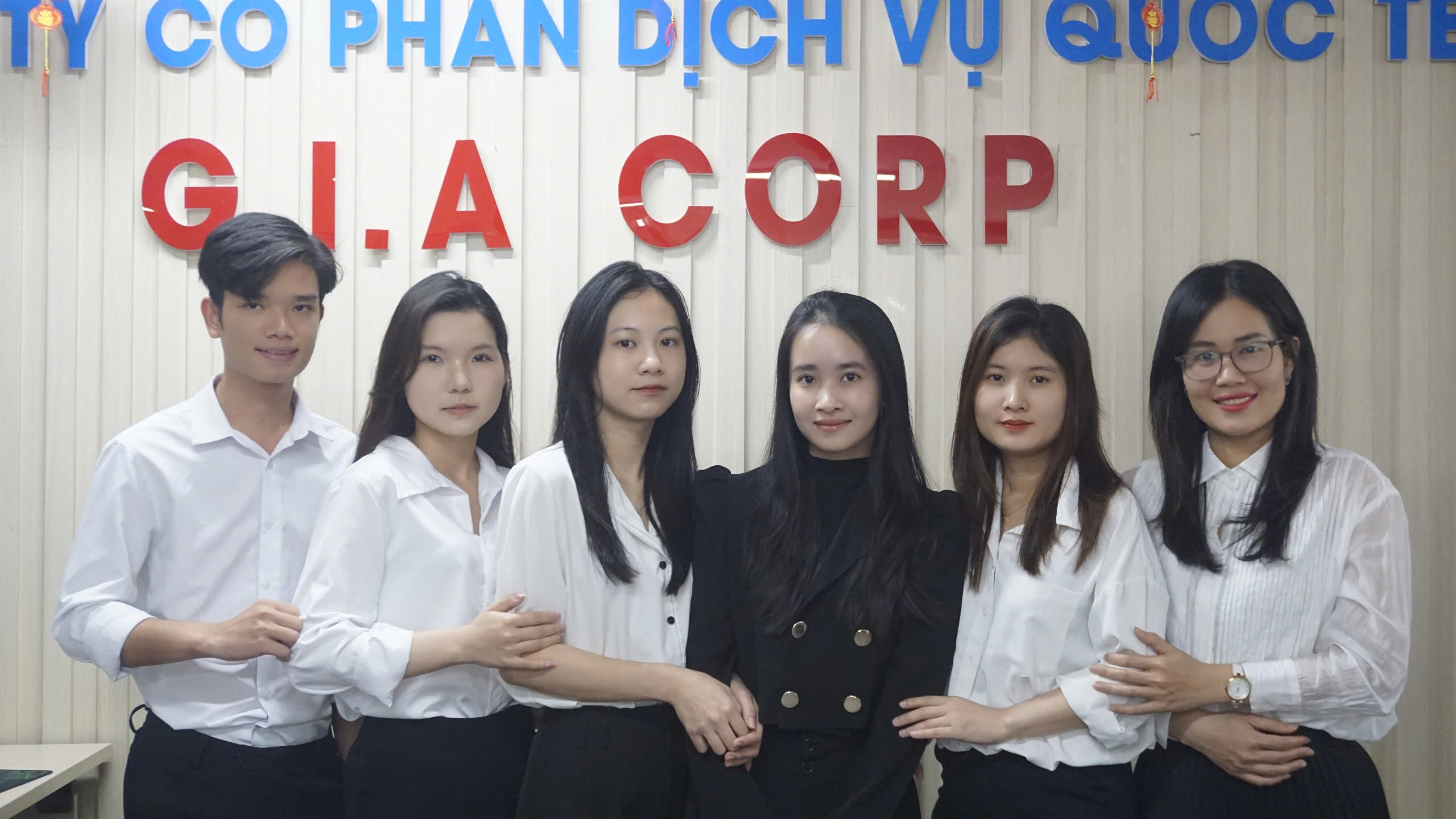 Hình ảnh nhân viên - Công Ty Cổ Phần Dịch Vụ Quốc Tế Gia Corp
