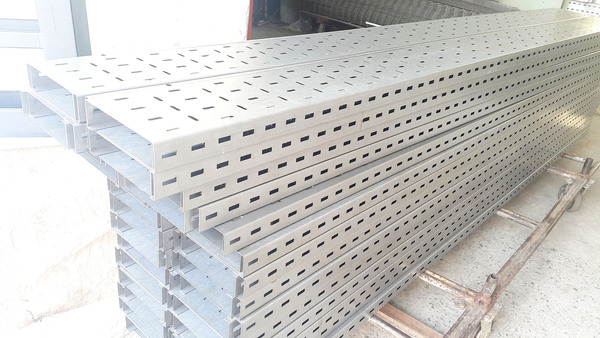 Khay cáp inox 304 - Thang Máng Cáp Bestray - Công Ty Cổ Phần Bestray