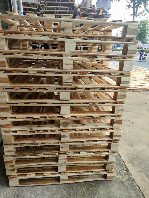 Pallet gỗ - Công Ty TNHH Đầu Tư Hoàng Nhật Anh