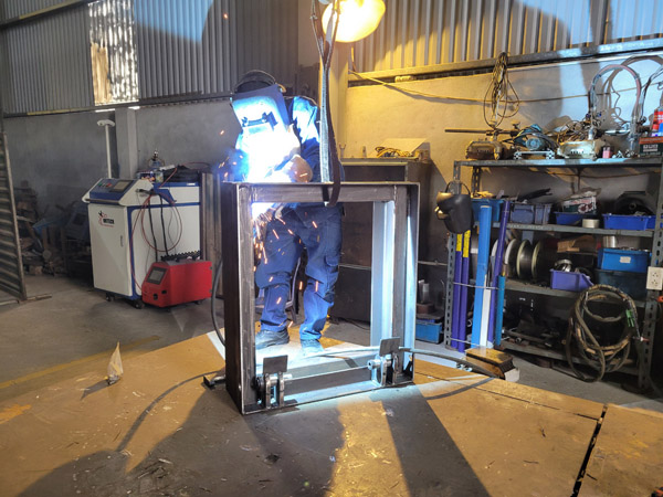 Chế tạo bàn nâng 1 tấn - Cơ Khí METECT - Công Ty Cổ Phần METECT