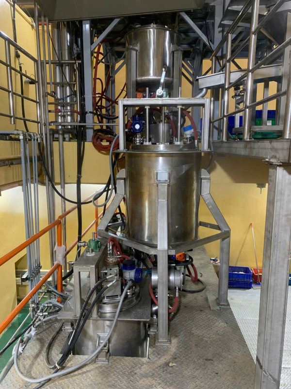 Dây chuyền chiết rót