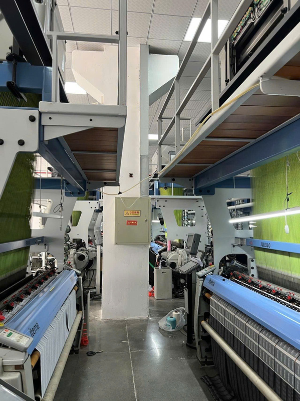Hình ảnh máy móc Lâm Gia Label