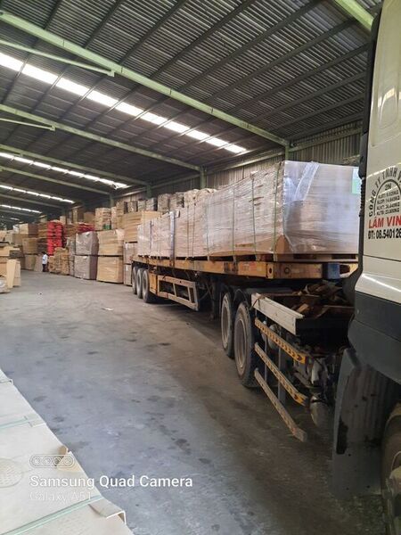 Chuyển hàng bằng rơ mooc từ TPHCM đi toàn quốc và ngược lại