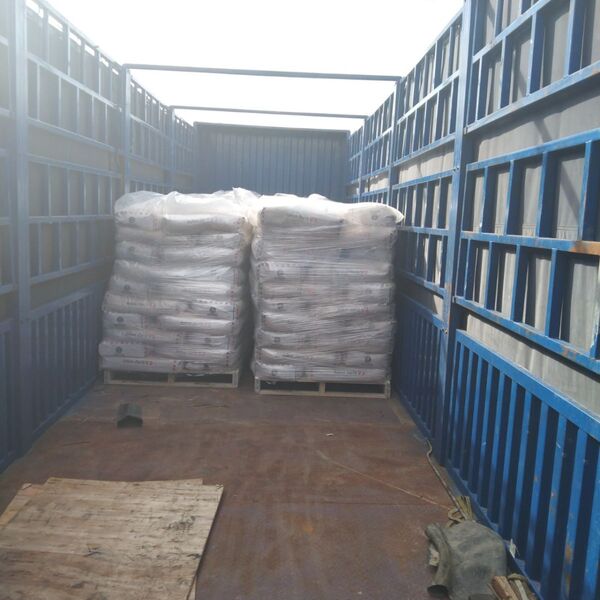 Nhà xe chuyển hàng bằng xe container