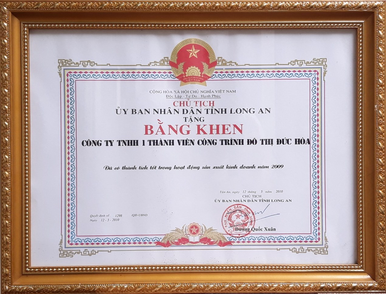 Bằng khen UBND tỉnh năm 2009 - Dịch Vụ Môi Trường Đức Hòa - Công Ty Cổ Phần Đô Thị Đức Hòa