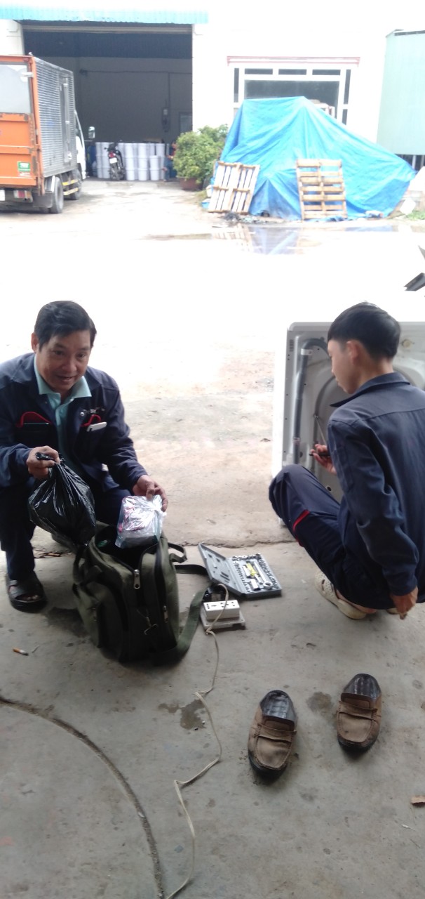 Sửa chữa đồ điện lạnh dân dụng - Trung Tâm Bảo Hành Sửa Chữa Điện Máy Nguyễn Kim TNT Cần Thơ