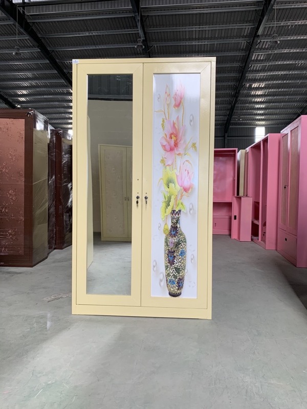 Tủ sắt quần áo