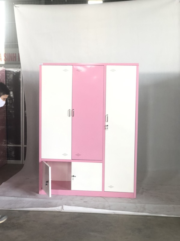 Tủ sắt quần áo