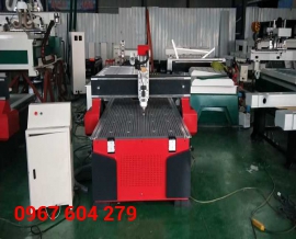 CNC 4 đầu có quạt hút chân không