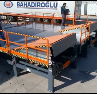 Cầu dẫn thủy lực