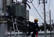 Lắp đặt thiết bị đường dây trung hạ - Điện Đại Phú - Công Ty Trách Nhiệm Hữu Hạn Một Thành Viên Xây Dựng Điện Đại Phú