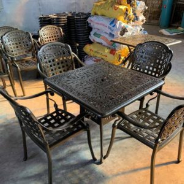 Đúc Trần Gia – Công Ty TNHH Thương Mại Dịch Vụ Nội Thất Trần Gia