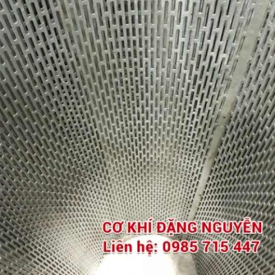 Lưới thép cuộn đột lỗ - Gia Công Đột Dập Đặng Nguyễn - Công Ty TNHH SX TM Đặng Nguyễn
