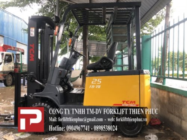 Xe nâng điện TCM FB25-8