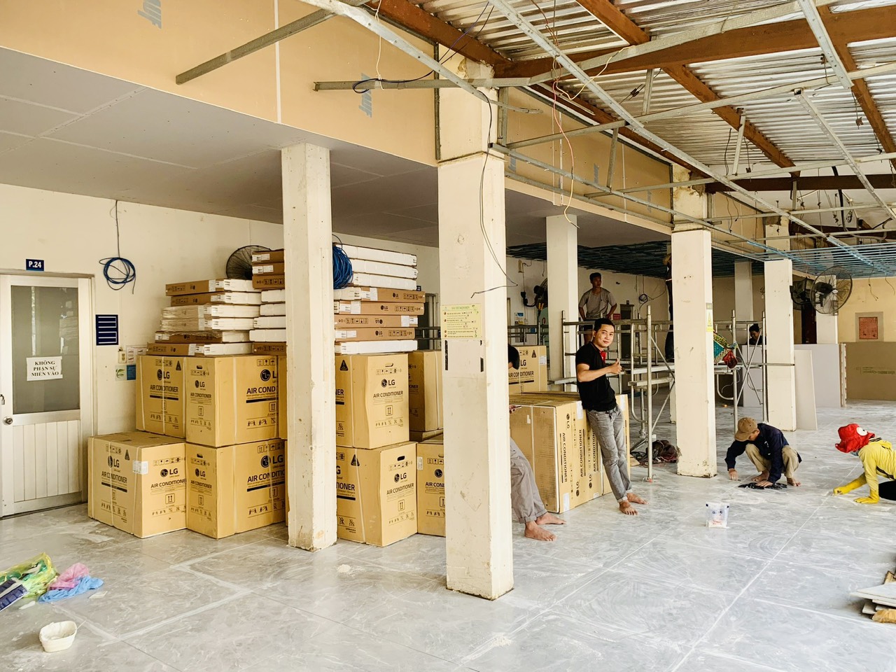 Cung cấp lắp đặt máy lạnh âm trần LG cassette bệnh viện Thống Nhất TPHCM