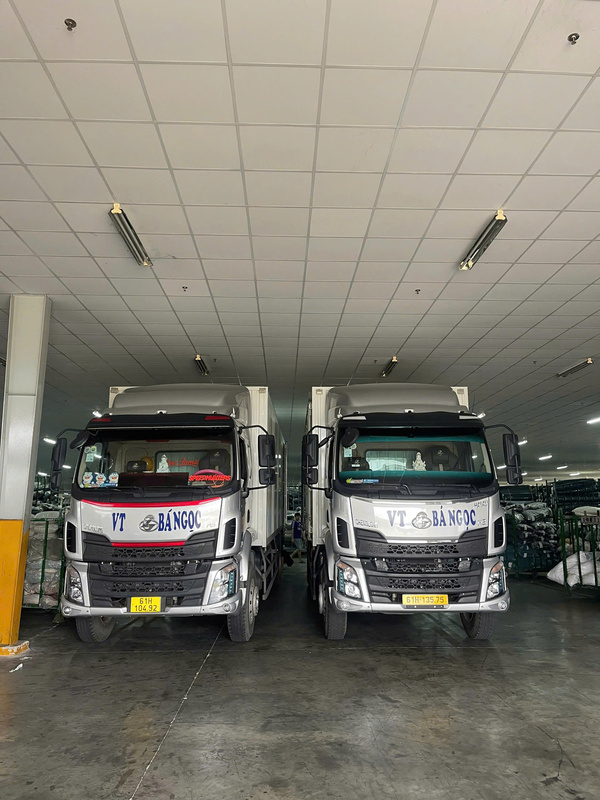 Dịch vụ vận tải hàng hóa - Vận Tải Bá Ngọc - Công Ty TNHH Thương Mại Dịch Vụ Vận Tải Bá Ngọc