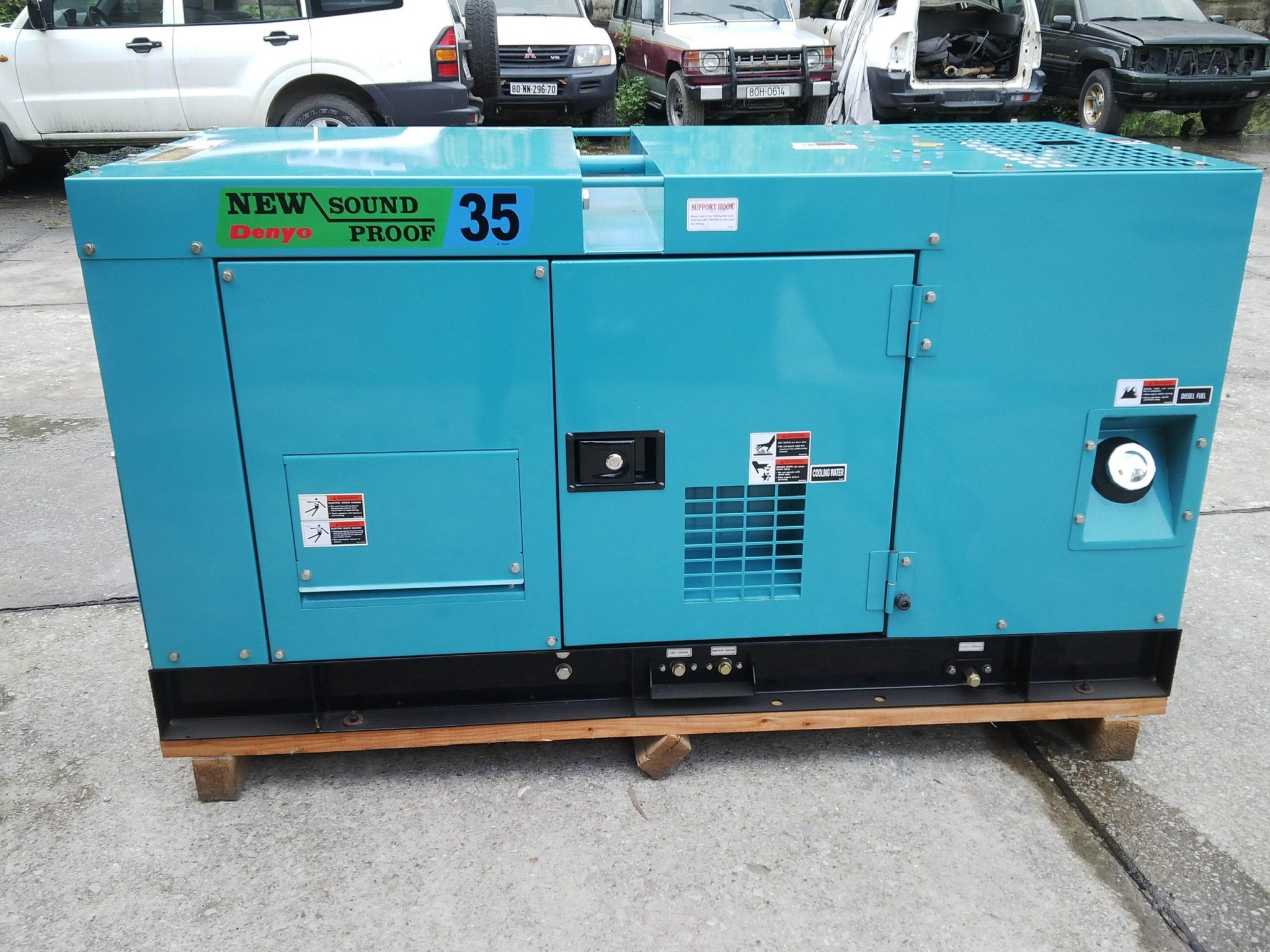 Máy phát điện Denyo 30 KVA