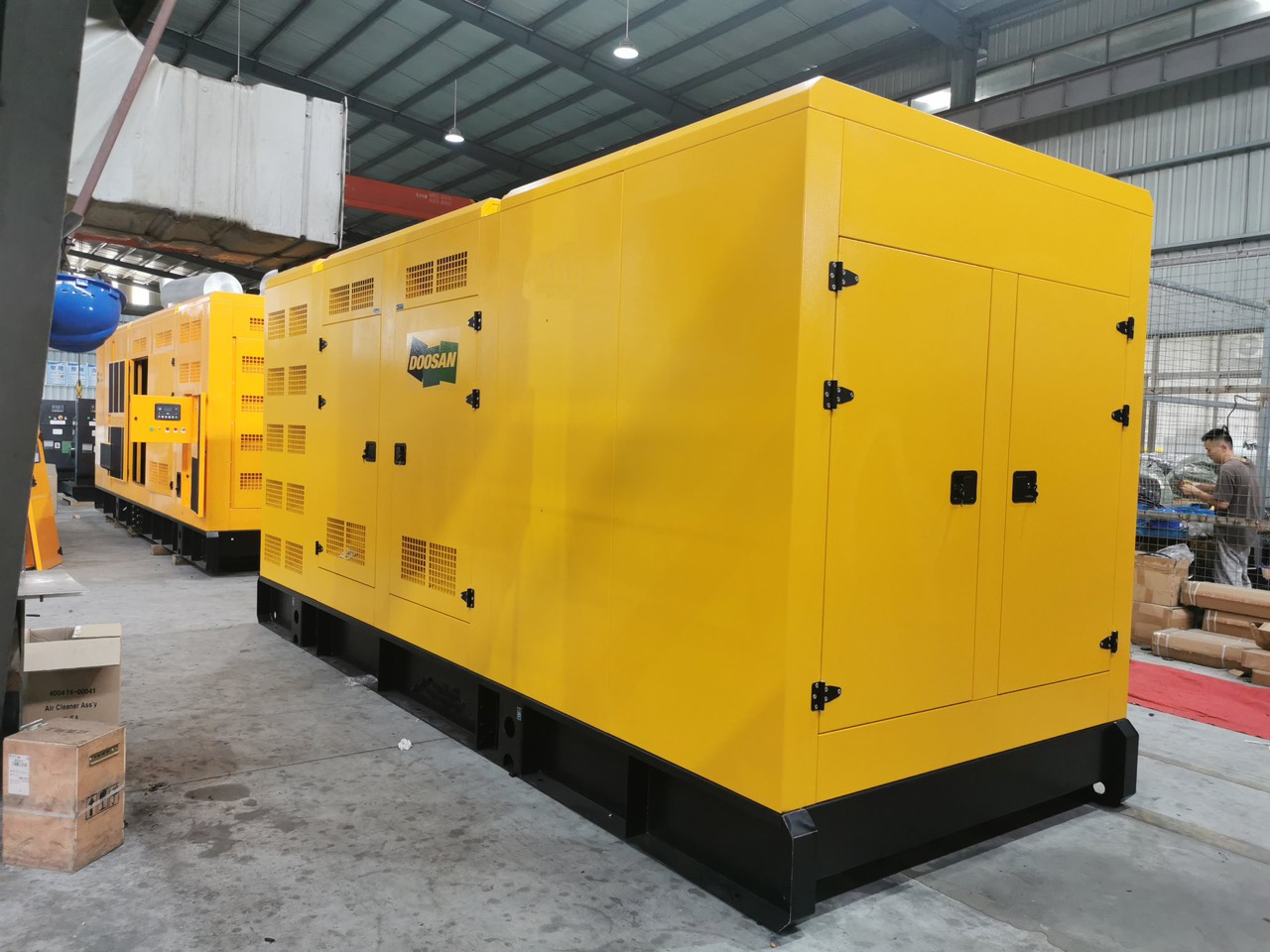 Máy phát điện Doosan 500 KVA