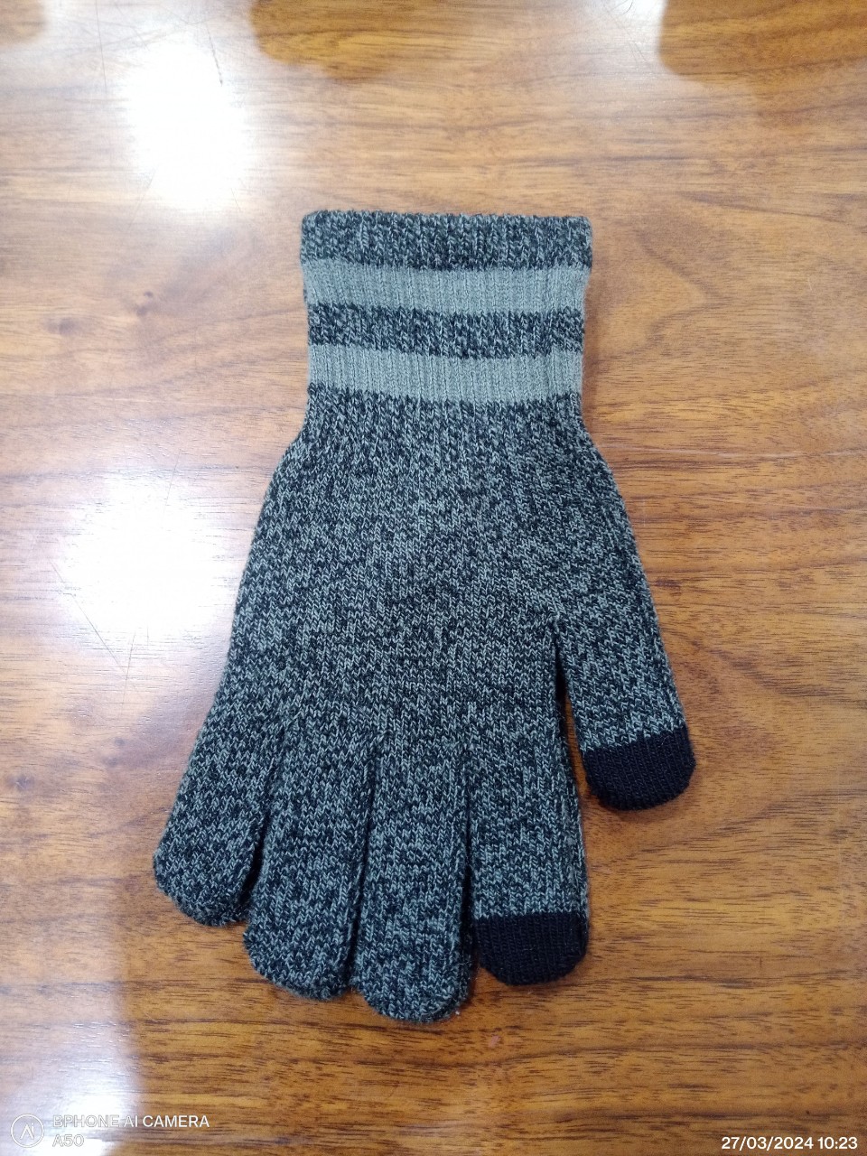 Găng tay len thời trang mùa đông