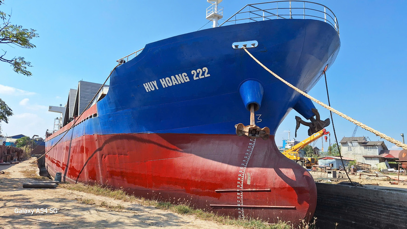 Hình ảnh tàu biển đã sơn - Sơn Hân Vượng Phát - Công Ty TNHH Đầu Tư Thương Mại Hân Vượng Phát