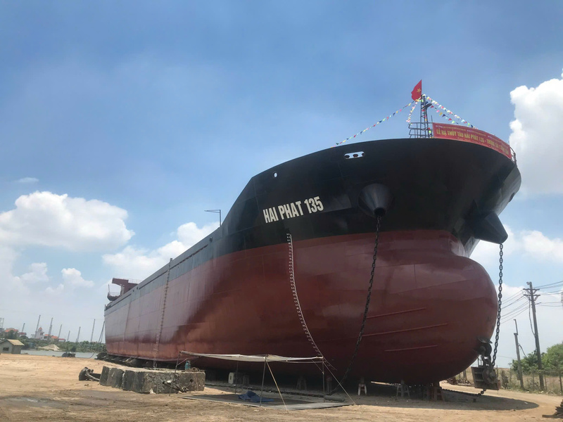 Hình ảnh tàu biển đã sơn - Sơn Hân Vượng Phát - Công Ty TNHH Đầu Tư Thương Mại Hân Vượng Phát