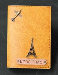 Ví Passport khắc tên