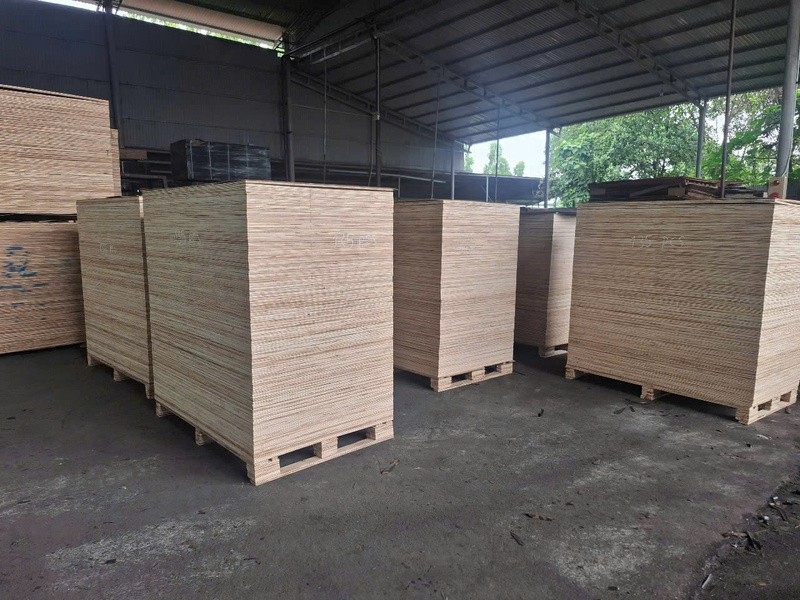 Hình ảnh nhà máy sản xuất ván ép nội thất Sơn Hùng