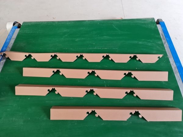 Thanh nẹp giấy, nẹp góc