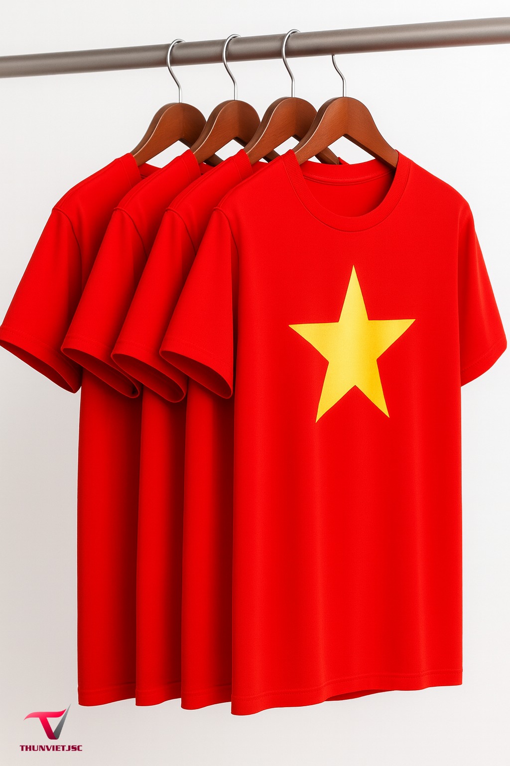 Áo cờ đỏ sao vàng
