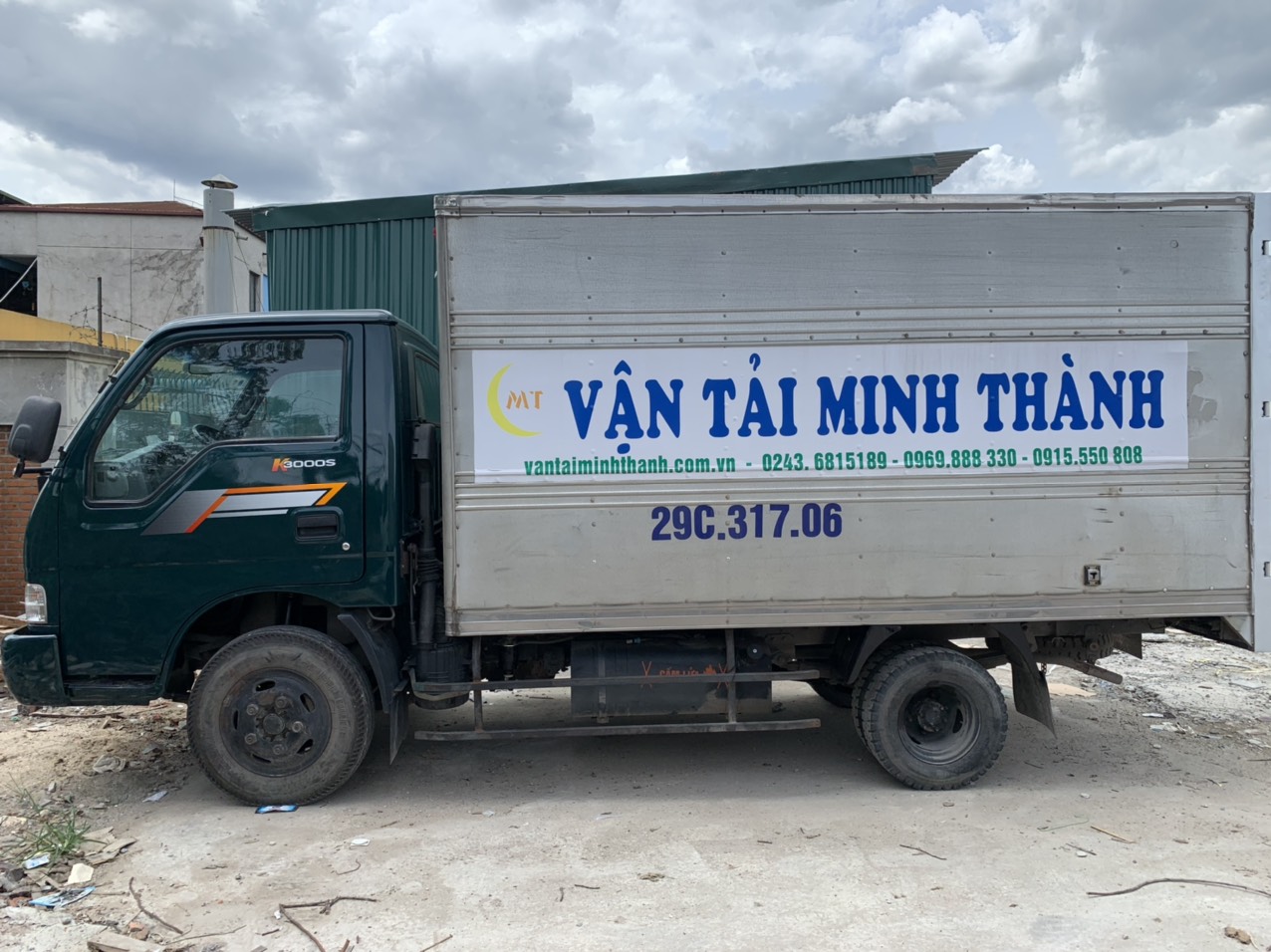 Dịch vụ vận tải - Công Ty TNHH TM Và Vận Tải Minh Thành