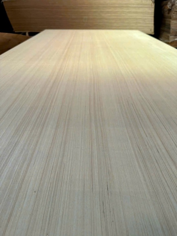 Ván ép mặt nhân tạo