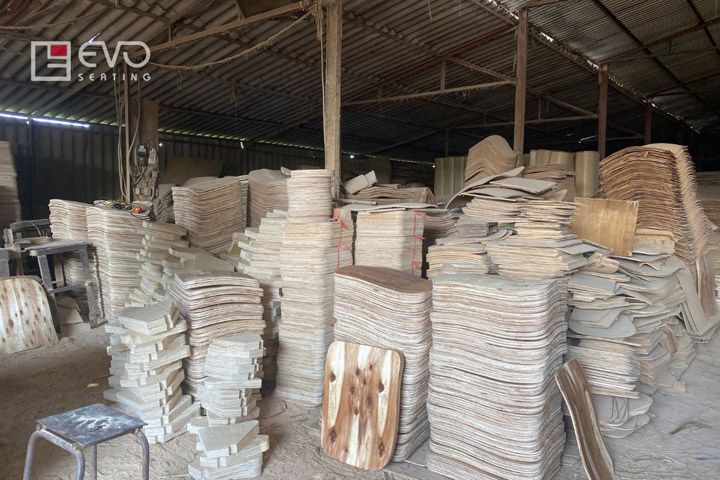 Gỗ nguyên liệu sản xuất ghế hội trường